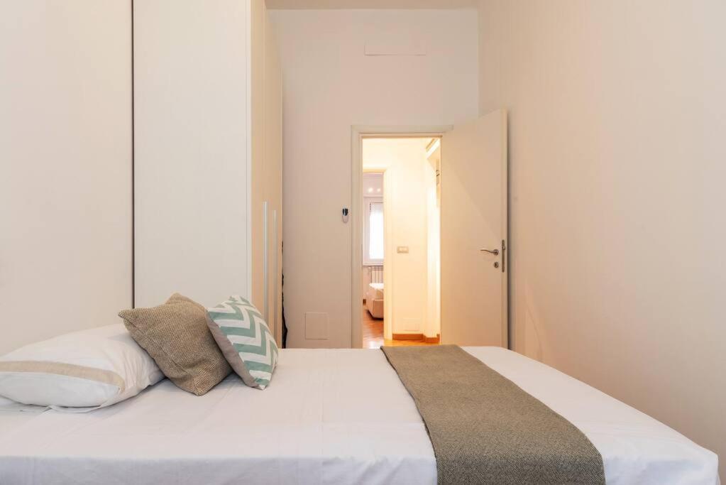 Eva Flexyrent Apartment Milánó Kültér fotó