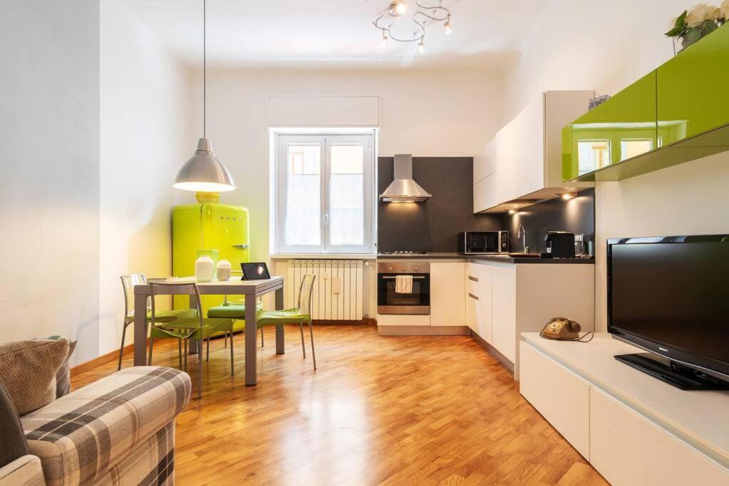 Eva Flexyrent Apartment Milánó Kültér fotó